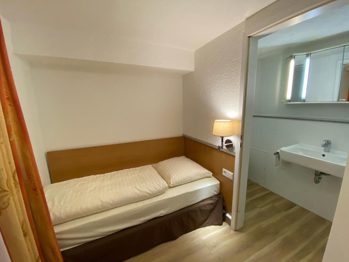 Hotel Kulinarium An Der Glems Gerlingen Zewnętrze zdjęcie